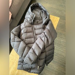 Black, down, Patagonia Jacket.  Women’s (slim) Medium